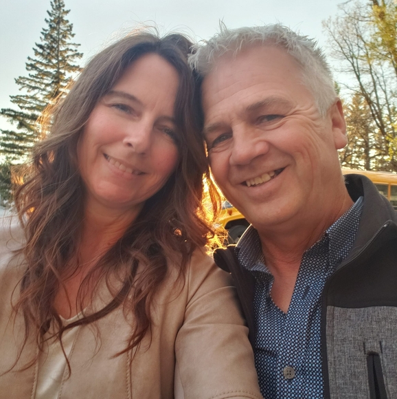 Meet your Posher, Sandi - Picture 1 of 1